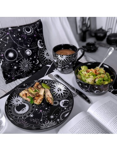 HAUNTED GARDEN DINNER PLATE