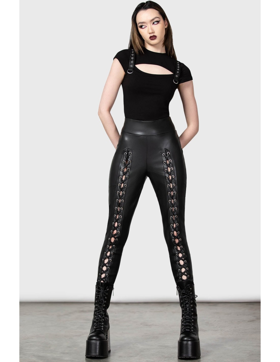 LACED FOR DAYS LEGGINGS - Gothic-Zone