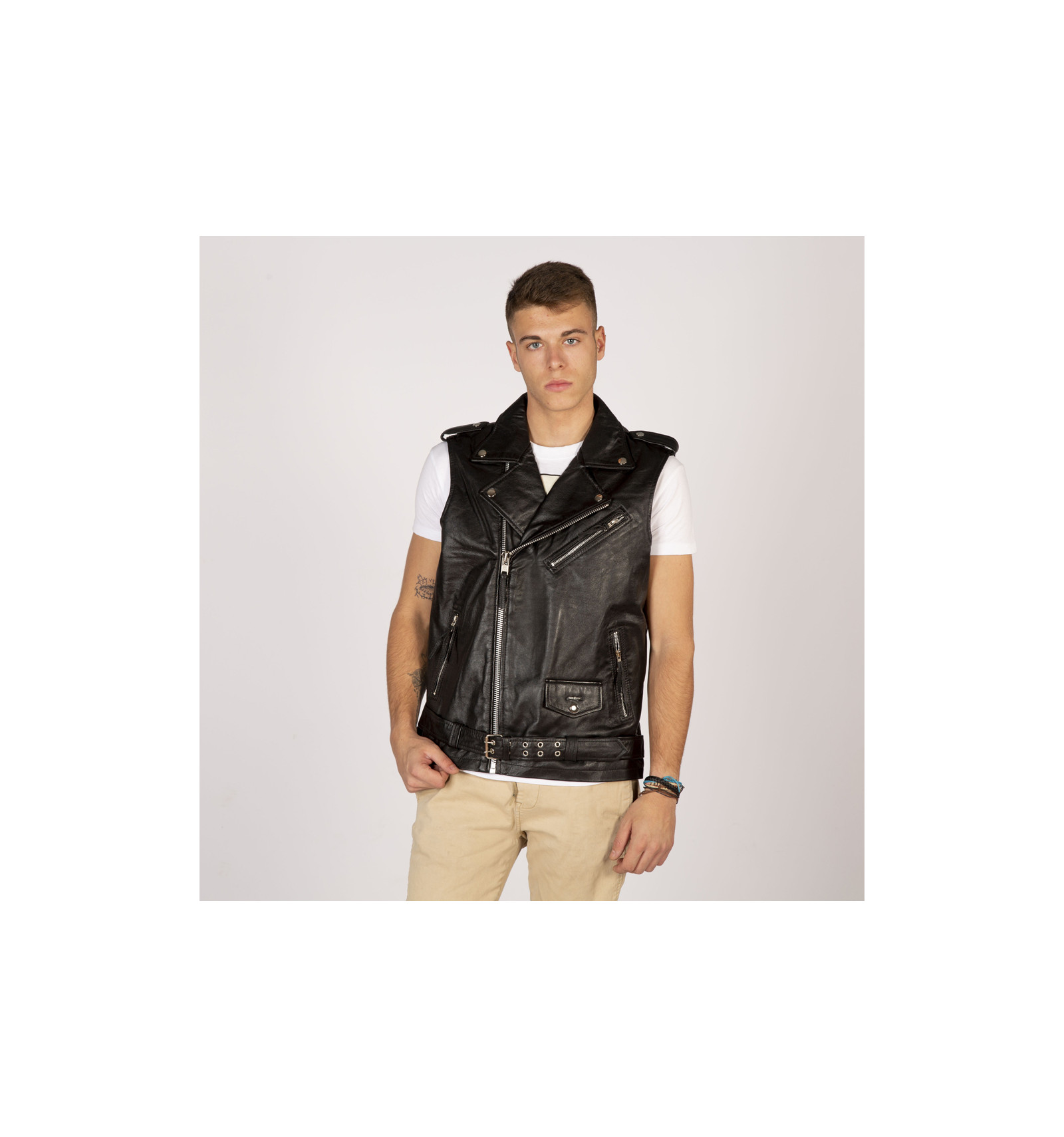 Roadster Sleeveless Washed Men Jacket - Buy Roadster Sleeveless Washed Men  Jacket Online at Best Prices in India | Flipkart.com