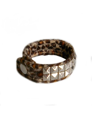 Pulsera Pelo leopardo con tachuelas