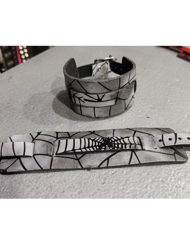 Pulsera cuero telaraña gris